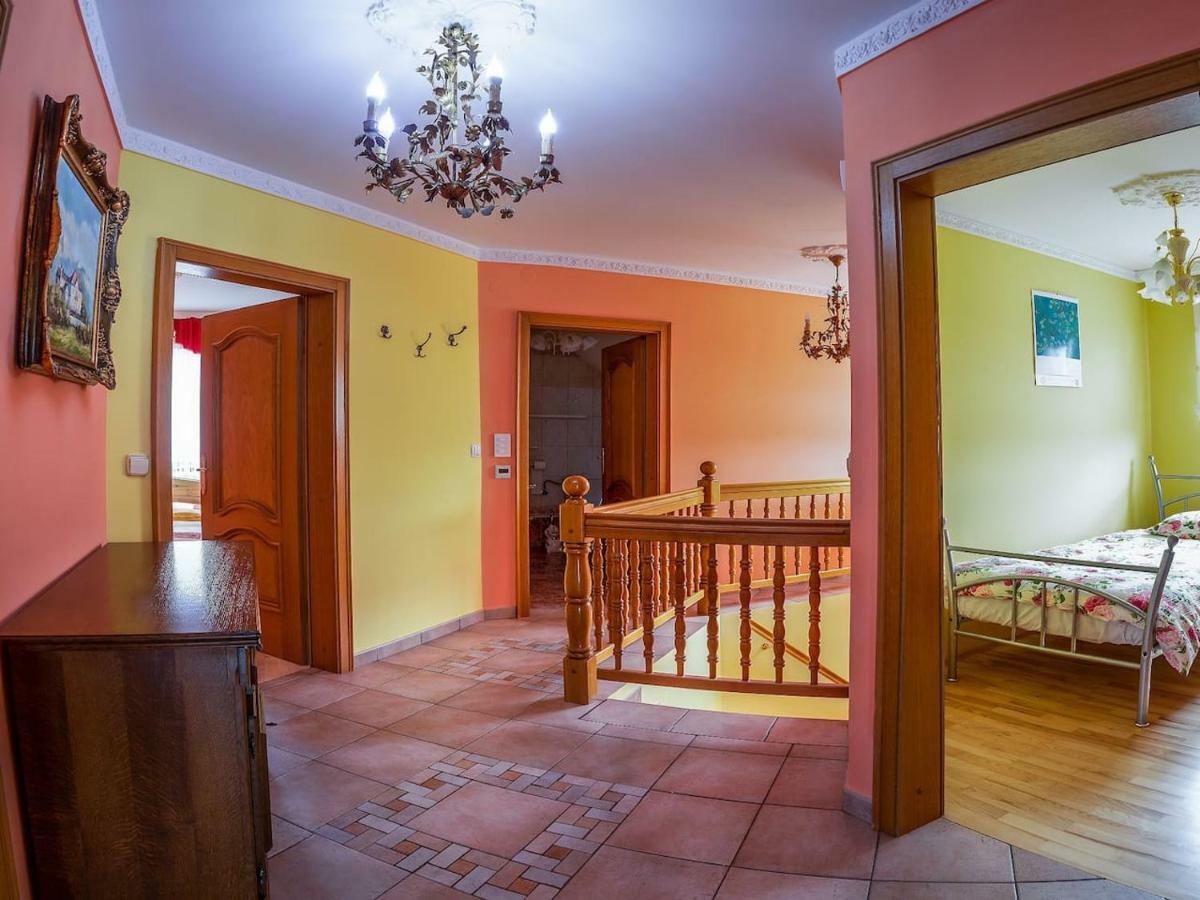 Apartma Ajda Komenda Exteriör bild